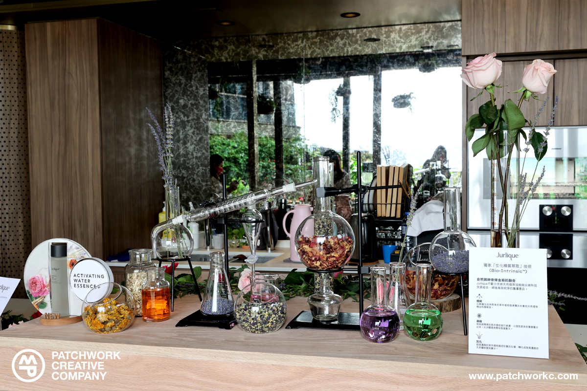 Jurlique ACTIVATING WATER ESSENCE+ Event d